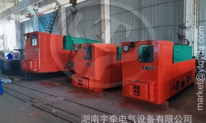 一批改造升級(jí)的蓄電池湘潭電機(jī)車(chē)發(fā)貨